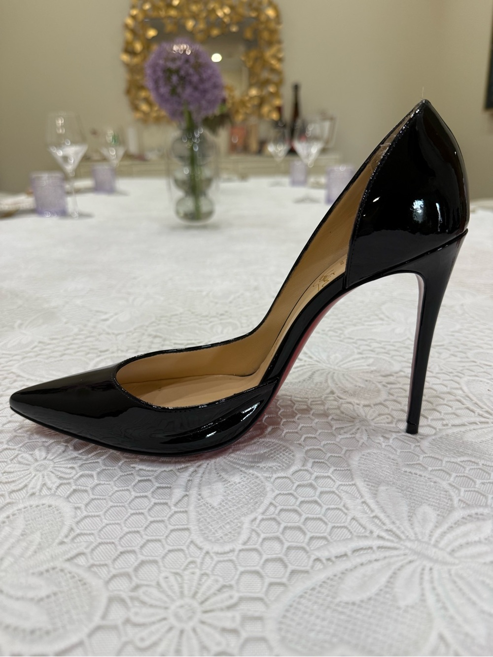 Black Patent High Heel Pointed-Toe Pump